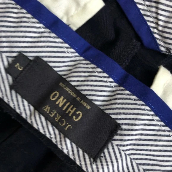 J CREW CHINO NAVY SHORTS‎ 2 - Picture 2 of 3